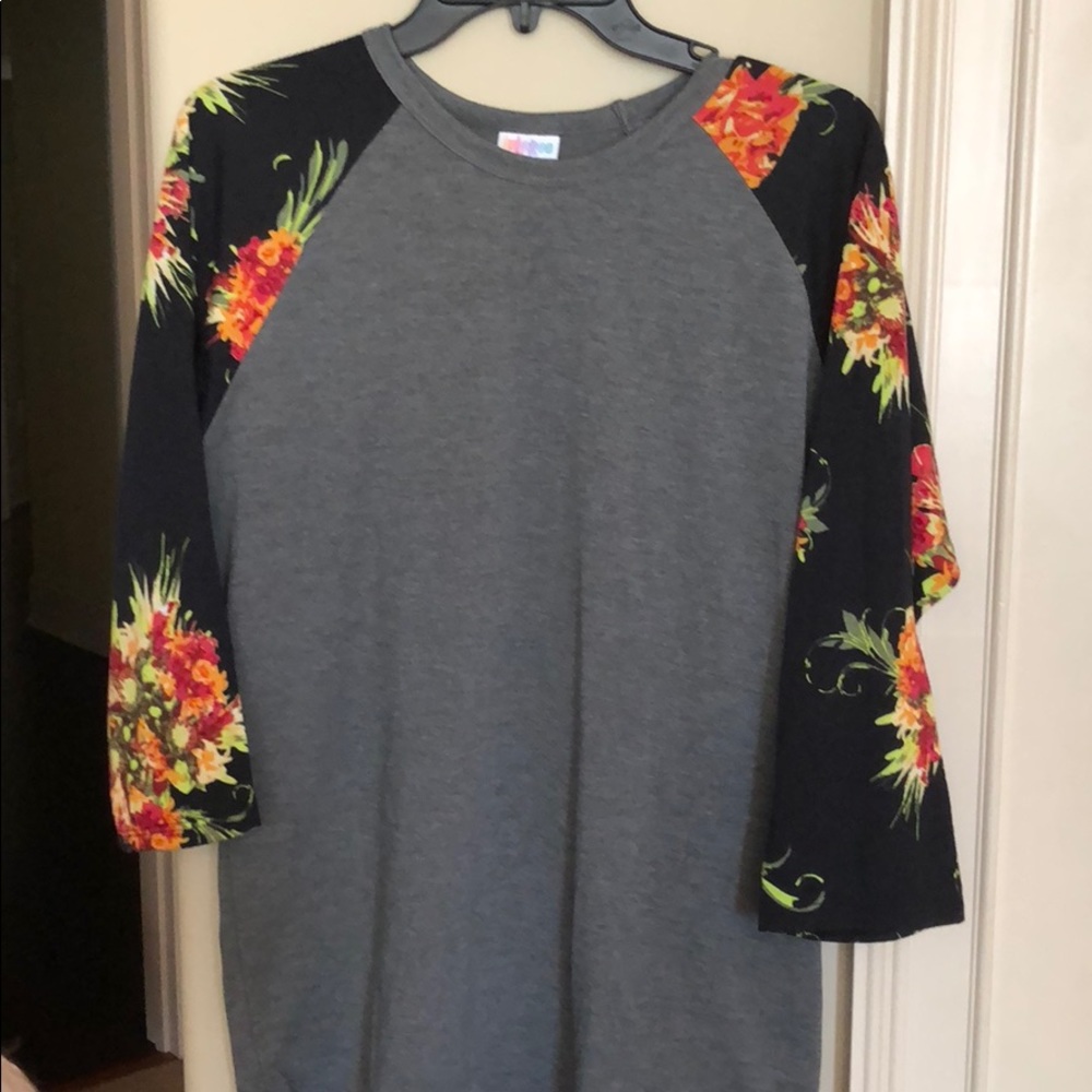 Long sleeve, patterned sleeve shirt